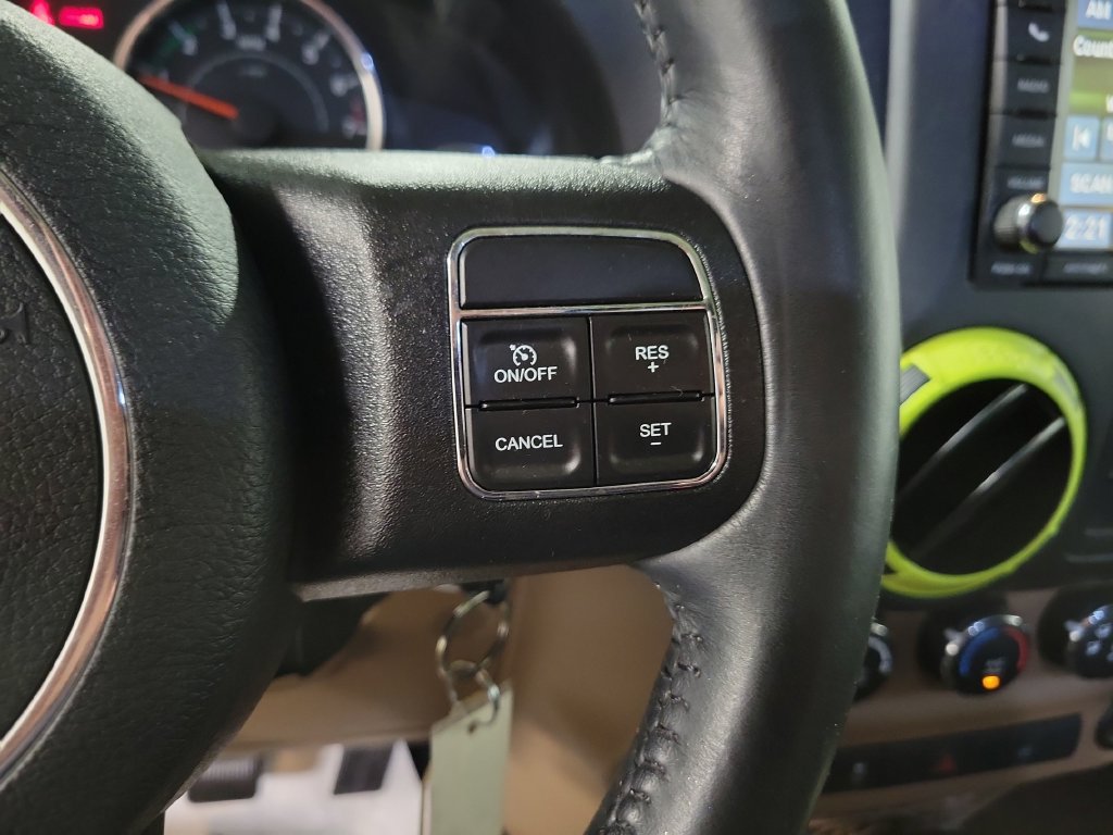 Used 2016 Jeep Wrangler Unlimited Sahara w/ Mopar Chrome Edition Group AWD/4WD image 26
