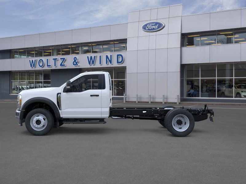 New 2026 Ford F550 4x4 Regular Cab Super Duty image 3