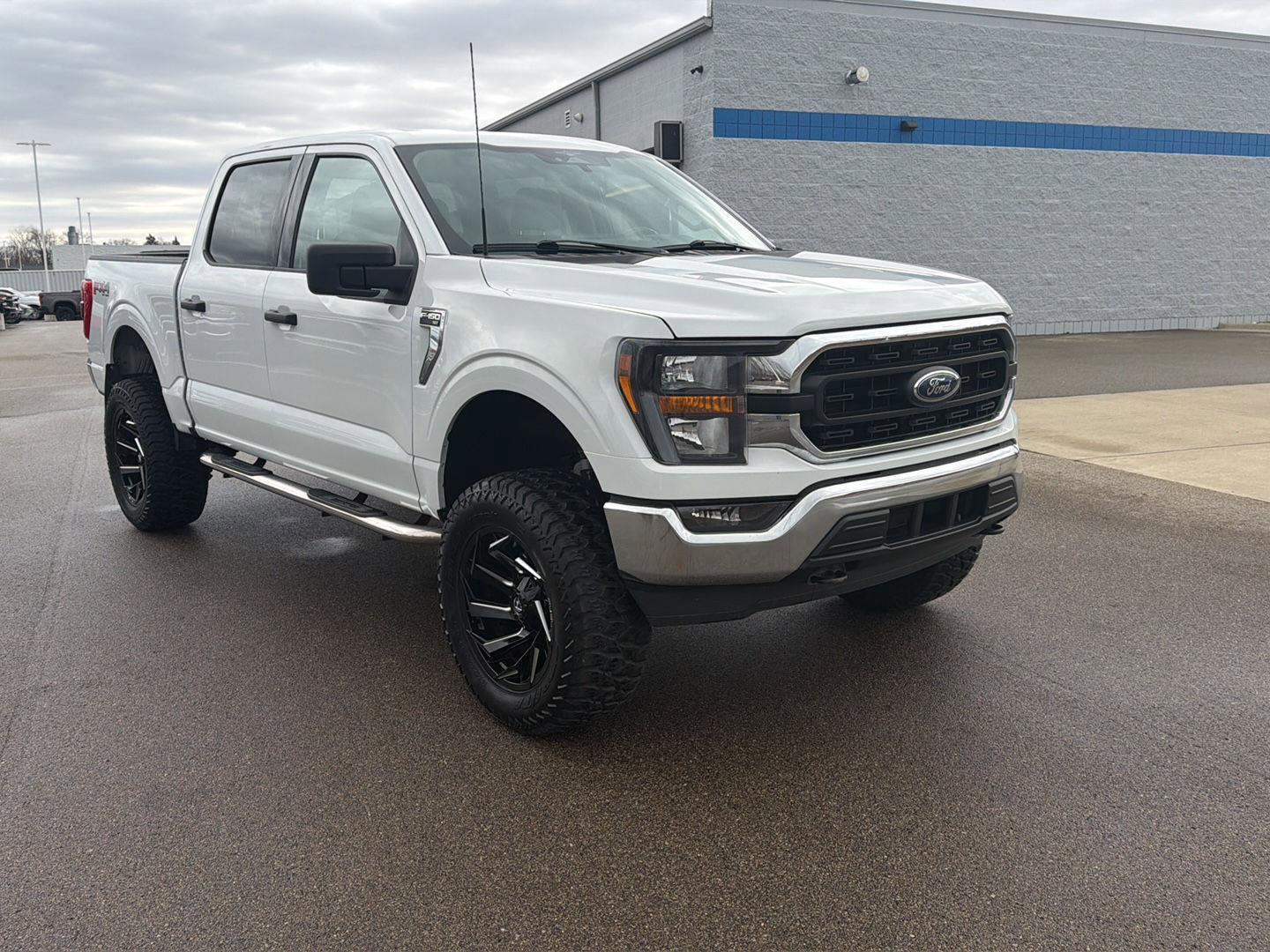 Used 2023 Ford F150 XLT w/ Equipment Group 301A Mid image 7