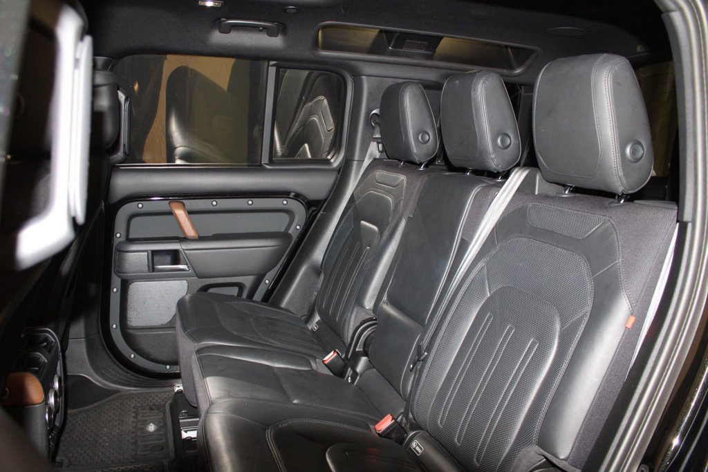 Used 2020 Land Rover Defender 110 X image 43