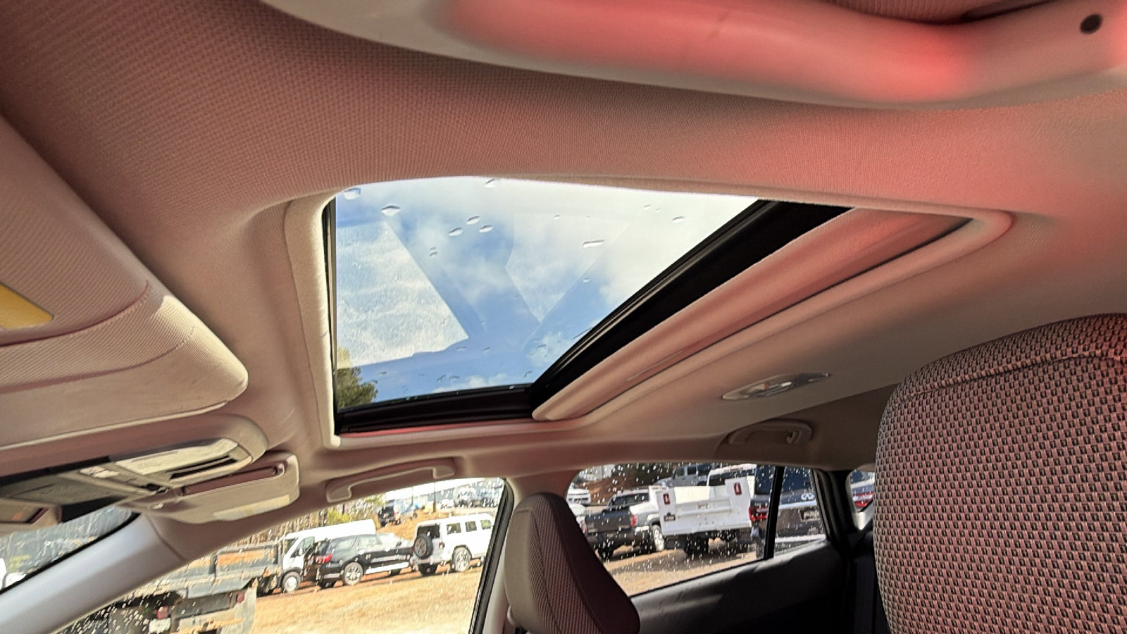 Used 2024 Subaru Crosstrek 2.0i Premium image 18