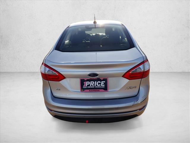 Used 2019 Ford Fiesta SE image 3