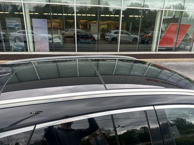 Used 2019 INFINITI QX50 Luxe AWD/4WD image 9