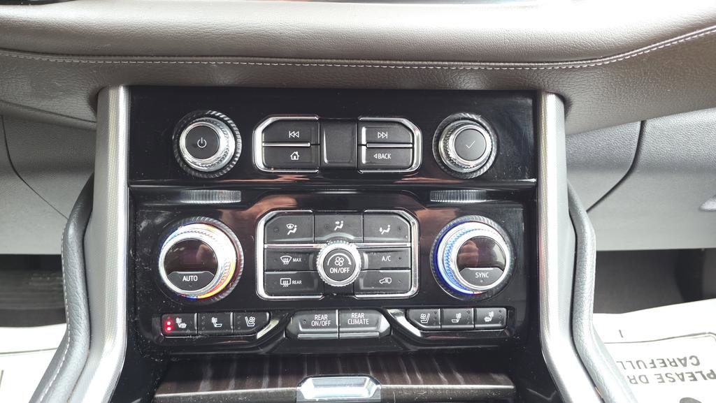 Used 2022 GMC Yukon XL Denali AWD/4WD image 20