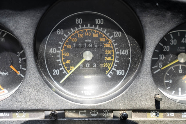 Used 1988 Mercedes-Benz 560 SL image 33