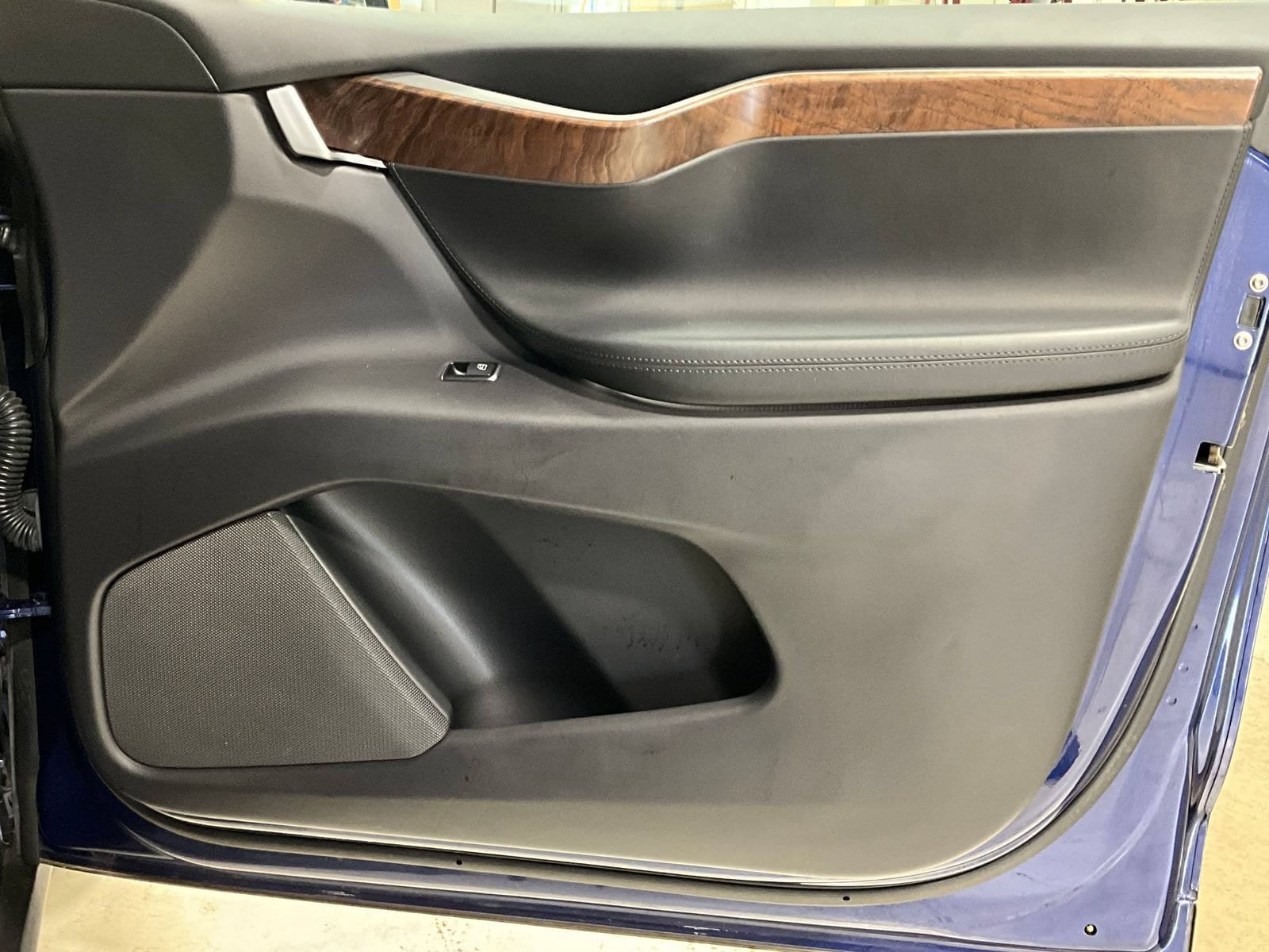Used 2019 Tesla Model X 75D AWD/4WD image 22
