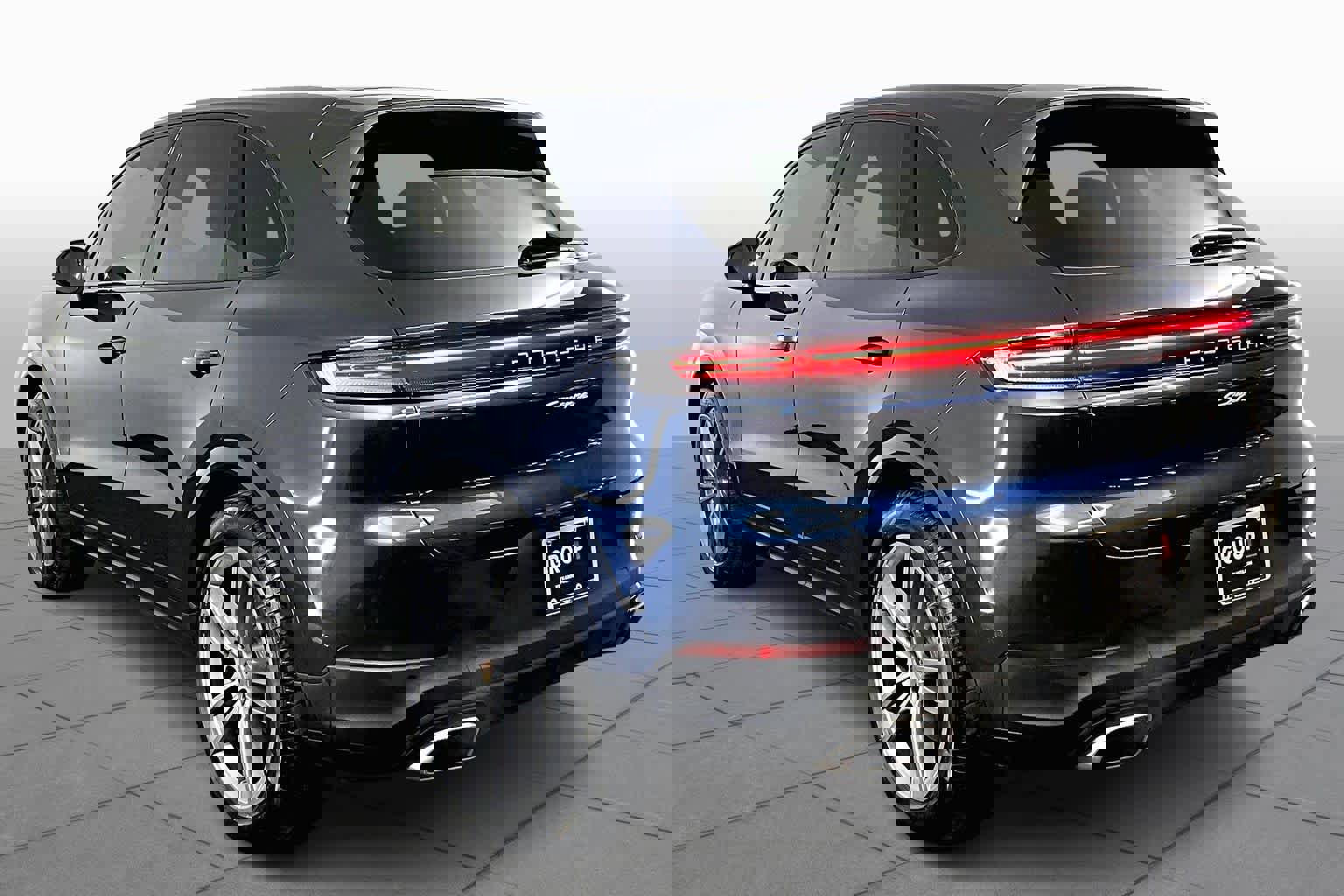 Used 2024 Porsche Cayenne image 11