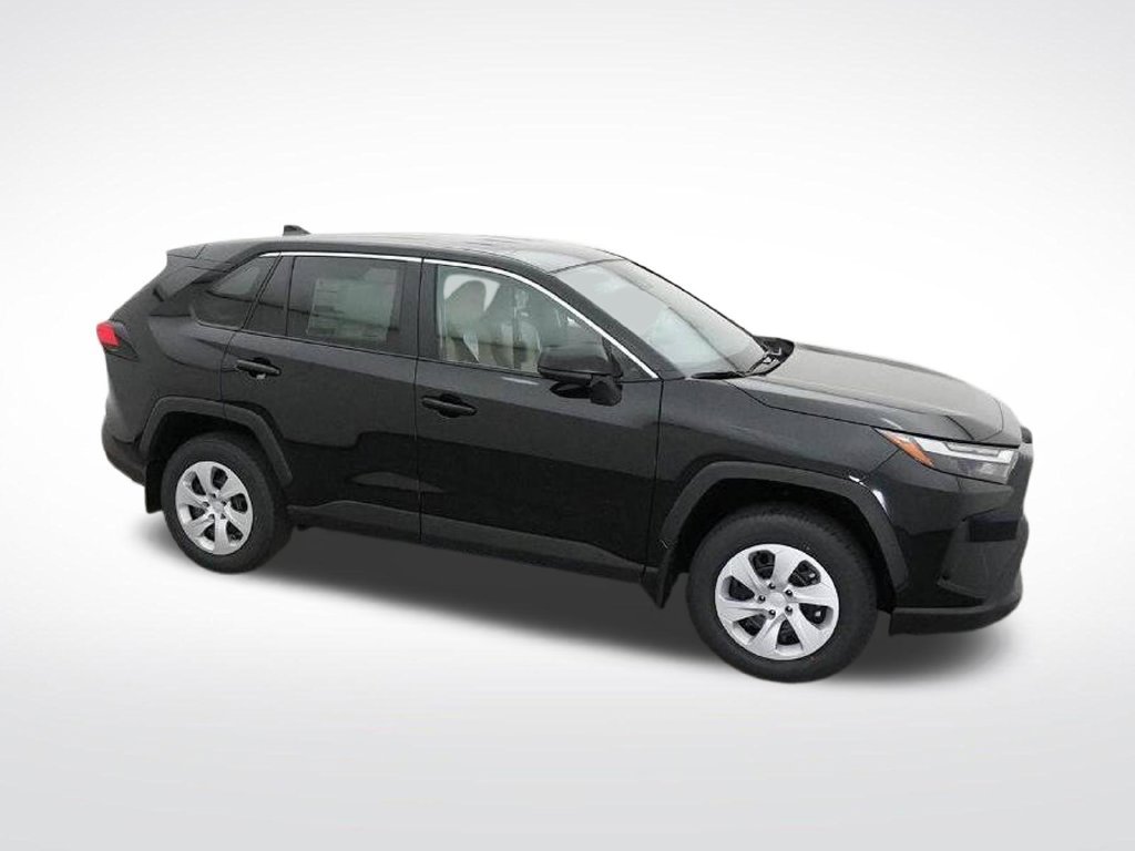 Used 2025 Toyota RAV4 LE FWD image 15
