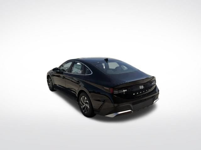 New 2026 Hyundai Sonata Blue FWD image 5