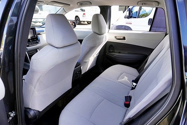 Used 2022 Toyota Corolla Cross L image 18