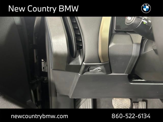 Certified 2025 BMW X3 xDrive30 w/ Premium Package AWD/4WD image 13