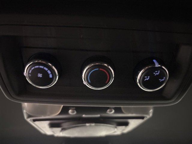 Used 2015 Dodge Grand Caravan SXT w/ Blacktop Package image 35