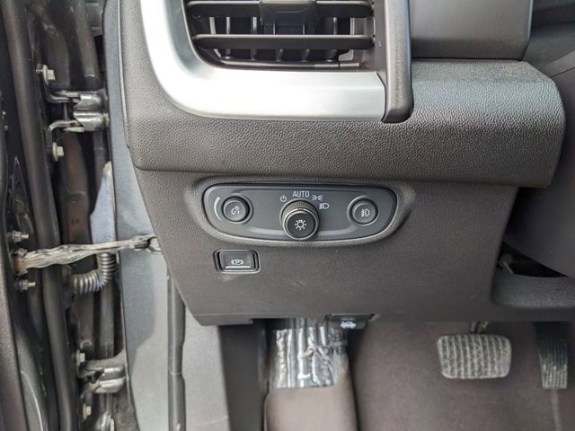 Used 2021 GMC Terrain SLT image 30