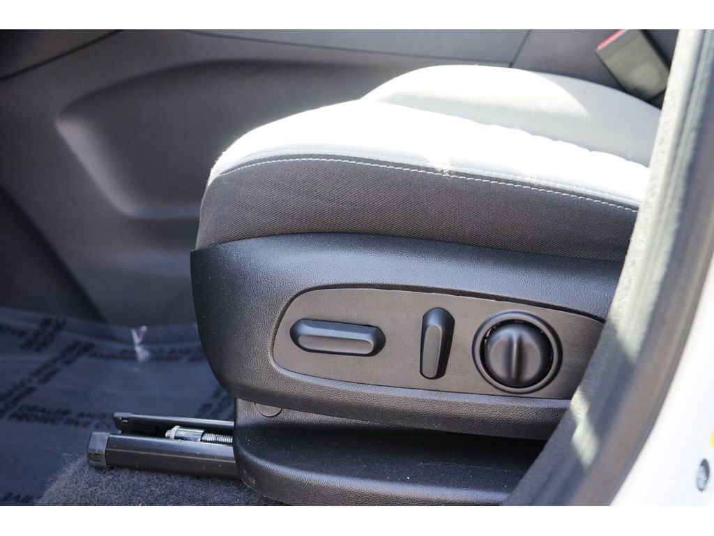 Used 2021 Chevrolet Equinox LS w/ LS Convenience Package image 16