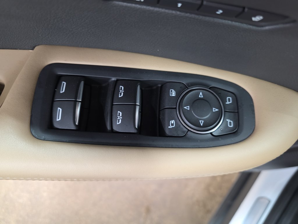 Used 2024 Cadillac XT6 Sport w/ Platinum Package AWD/4WD image 32