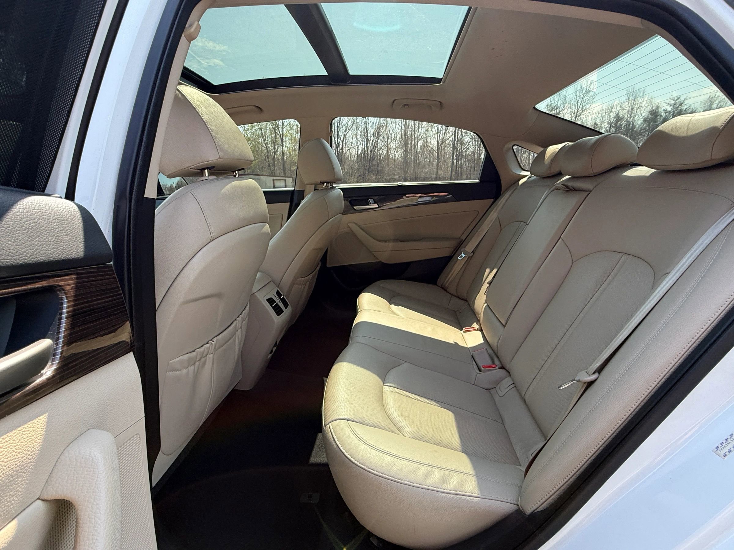 Used 2018 Hyundai Sonata Limited w/ Ultimate Package 02 FWD image 12