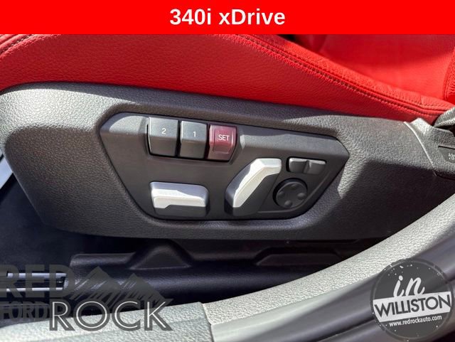 Used 2018 BMW 340i xDrive Sedan w/ Executive Package AWD/4WD image 10
