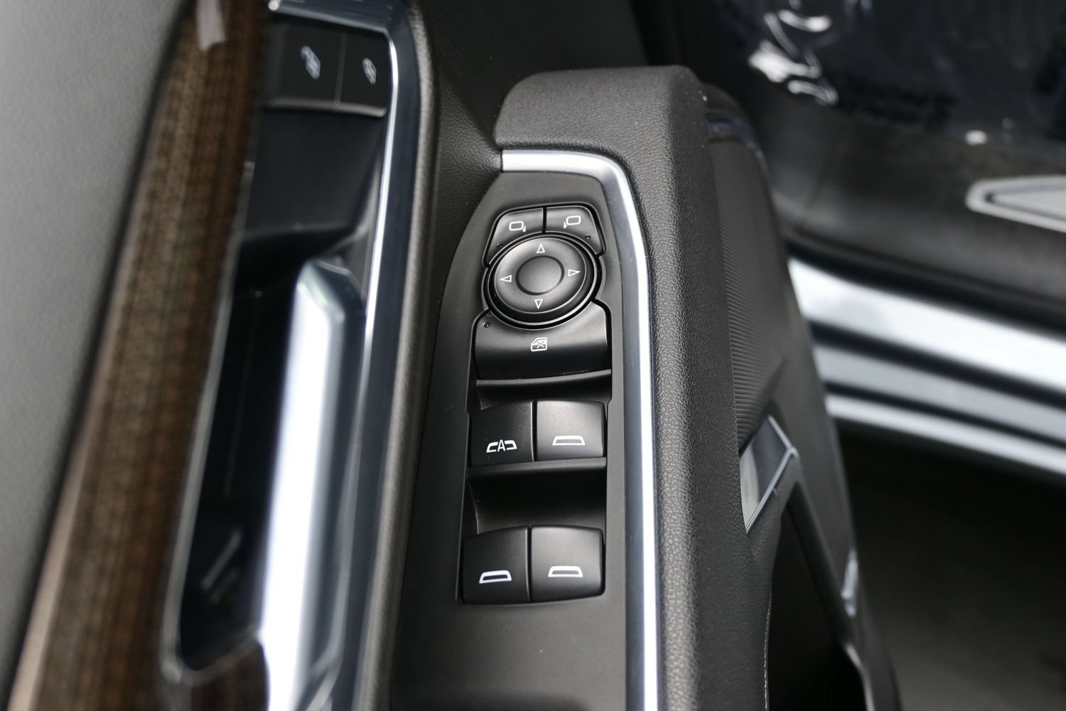 Used 2026 Chevrolet Silverado 1500 LT AWD/4WD image 10