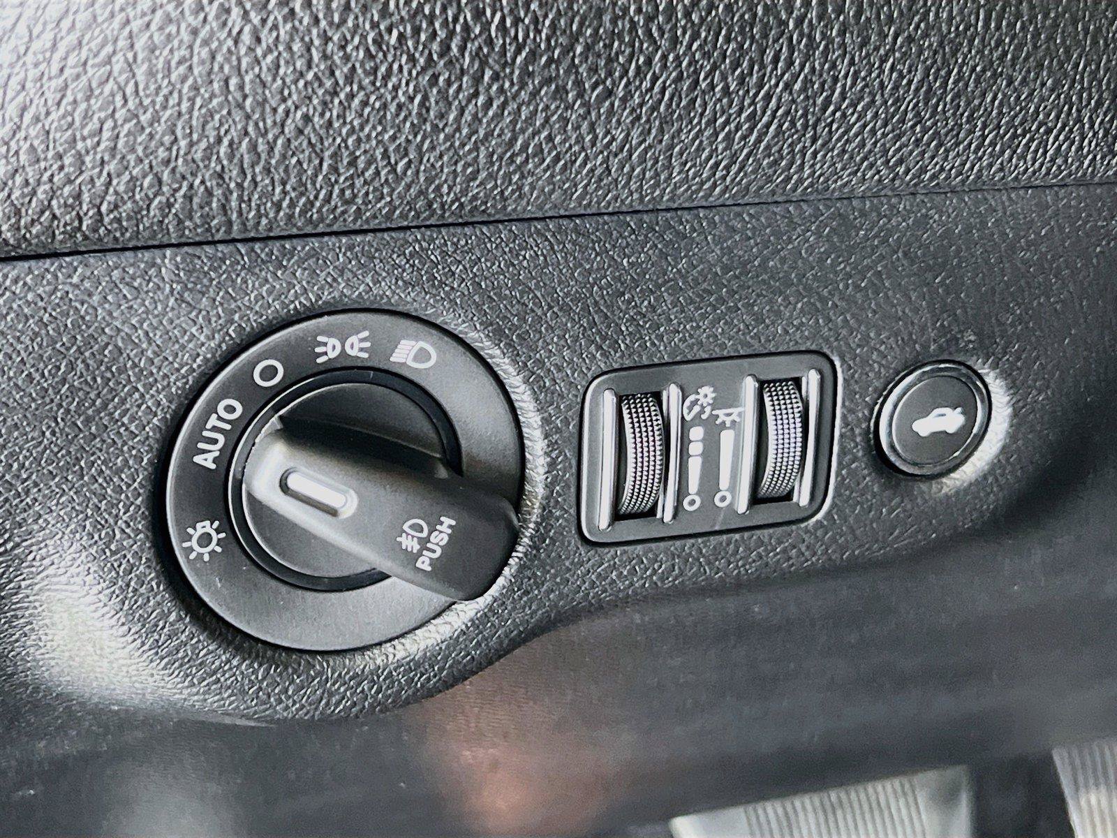 Used 2020 Dodge Challenger GT w/ Driver Convenience Group RWD image 14