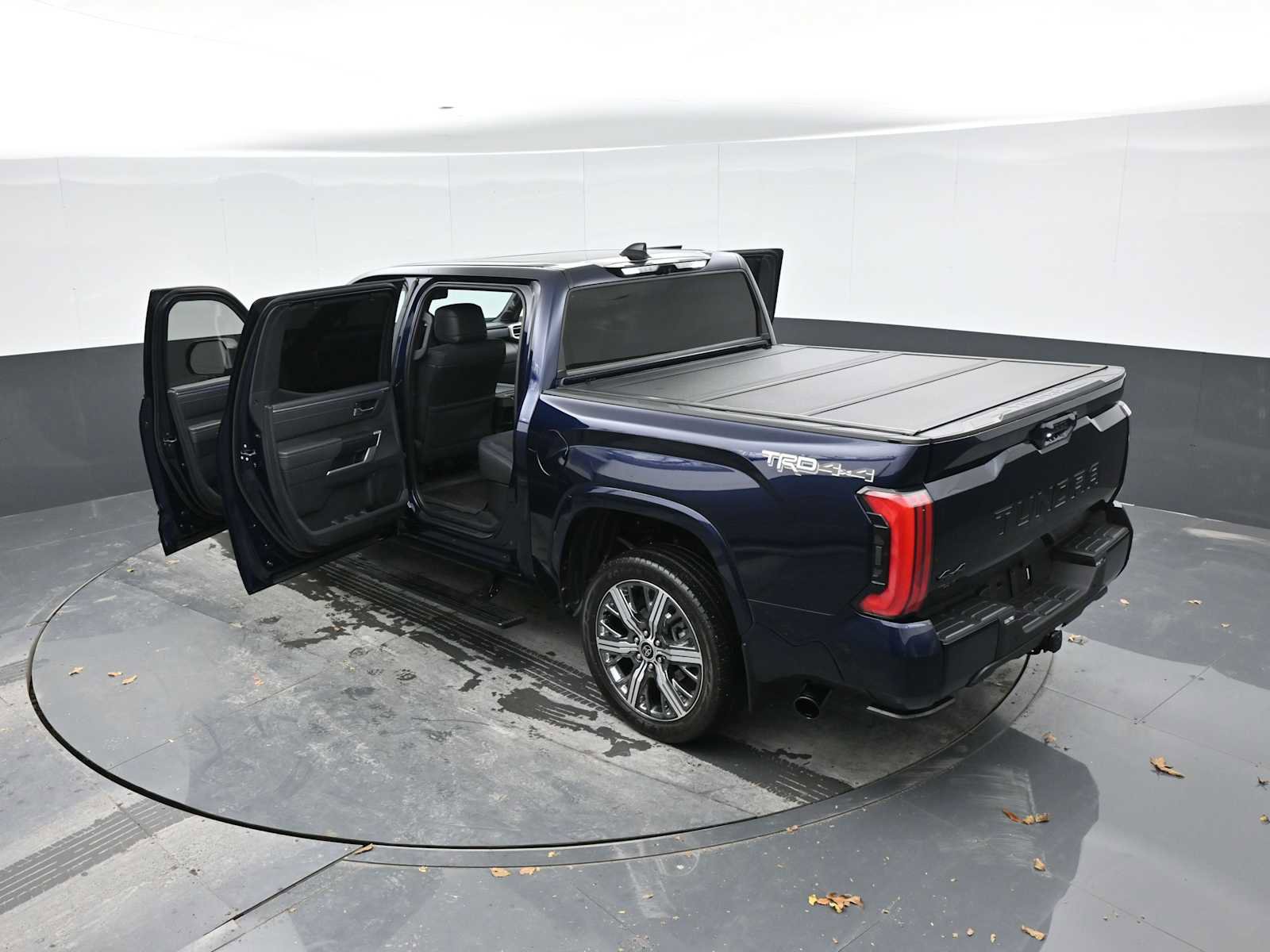 Used 2023 Toyota Tundra Platinum image 41