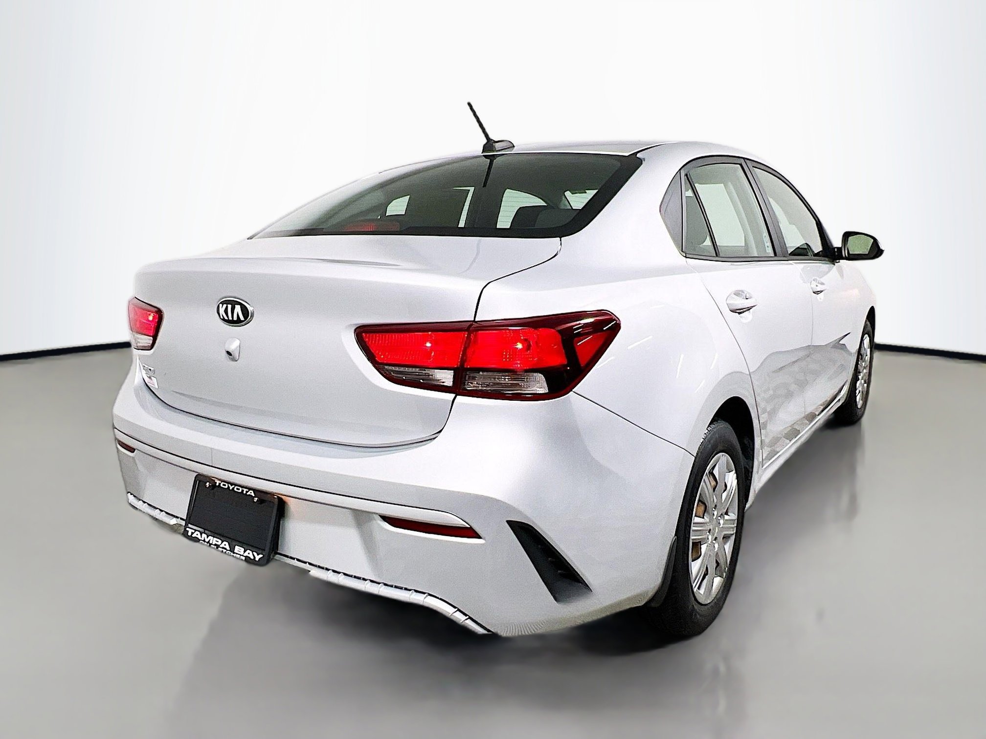 Used 2021 Kia Rio LX image 4