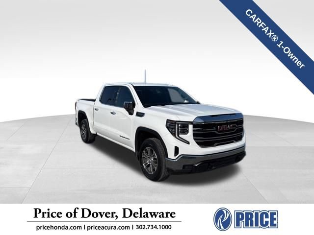 Used 2024 GMC Sierra 1500 SLT image 1