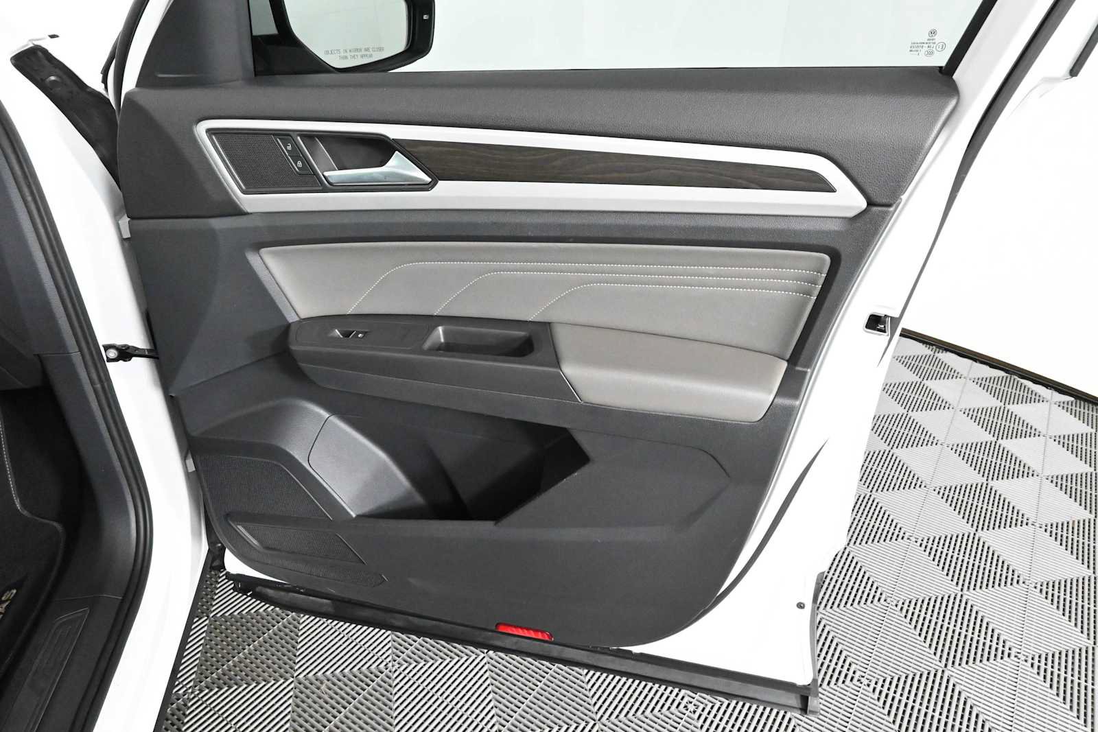 Used 2023 Volkswagen Atlas SE FWD image 10