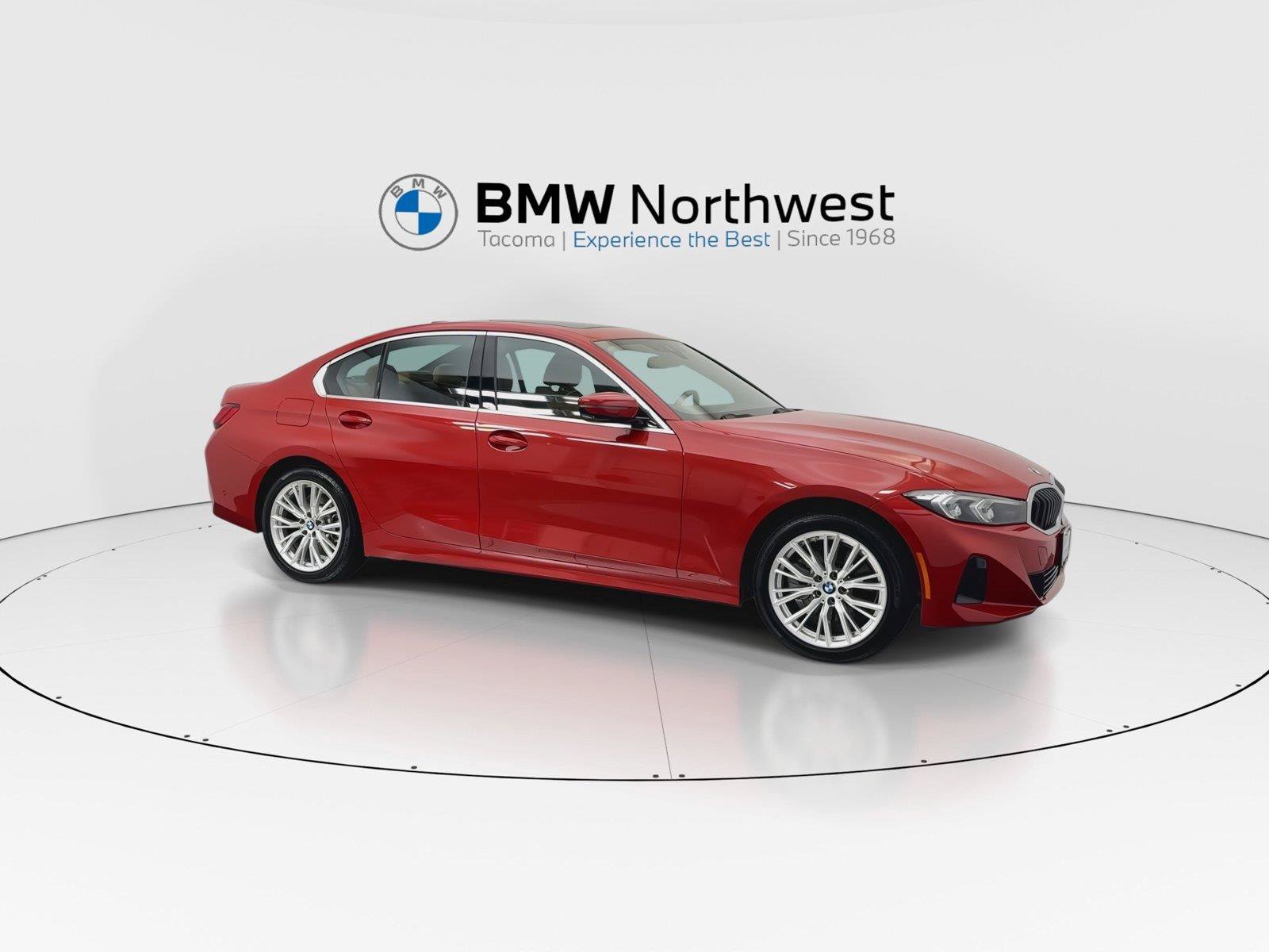 Used 2024 BMW 330i xDrive Sedan w/ Premium Package AWD/4WD image 6