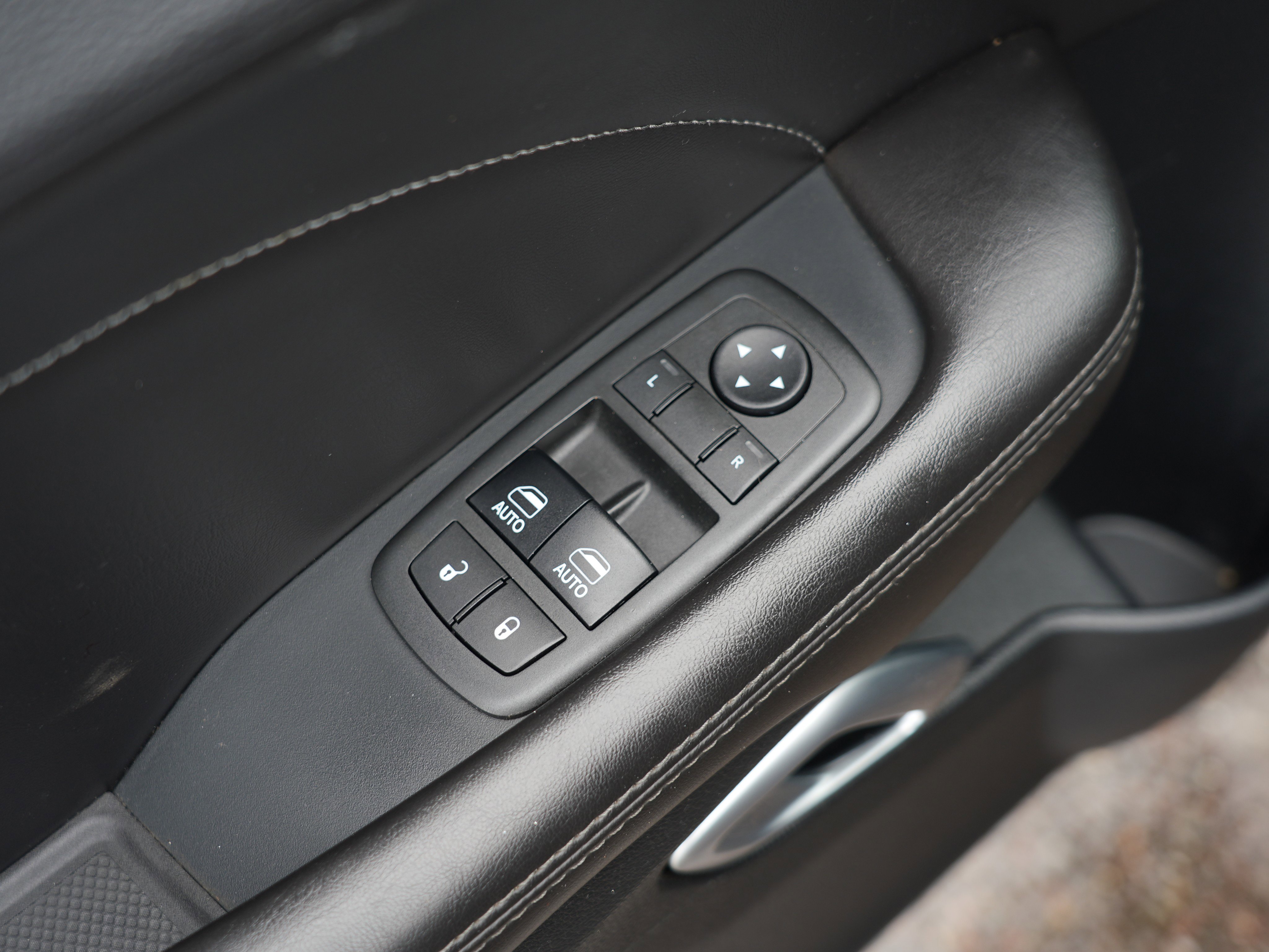 Used 2018 Dodge Challenger T/A image 19