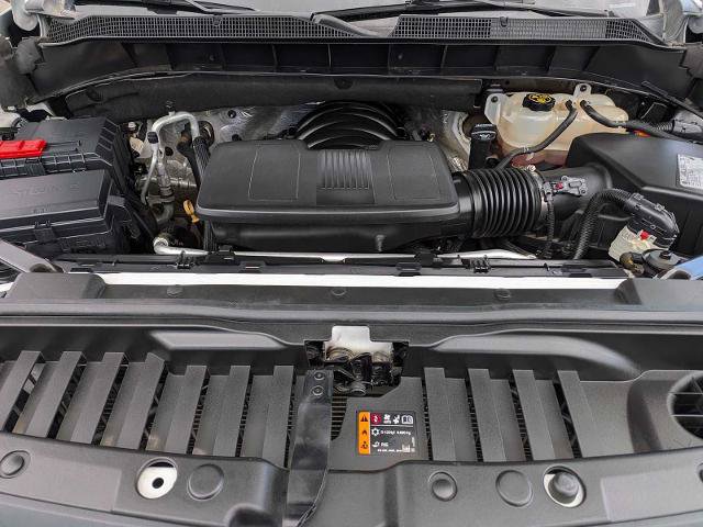 Used 2020 Chevrolet Silverado 1500 LT w/ Convenience Package AWD/4WD image 13