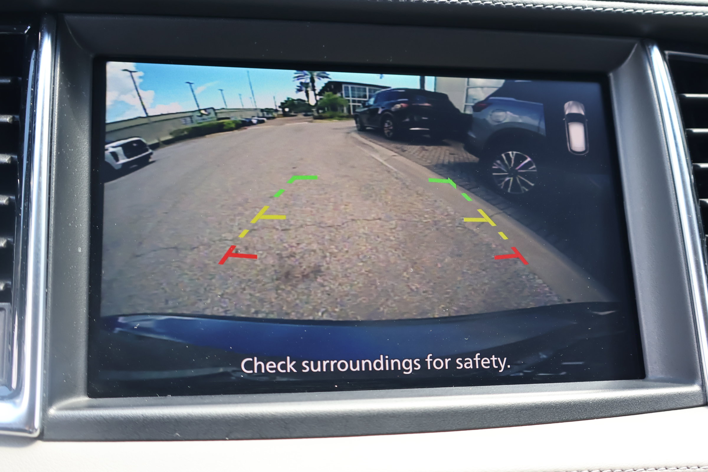 Certified 2023 INFINITI QX50 Luxe FWD image 4