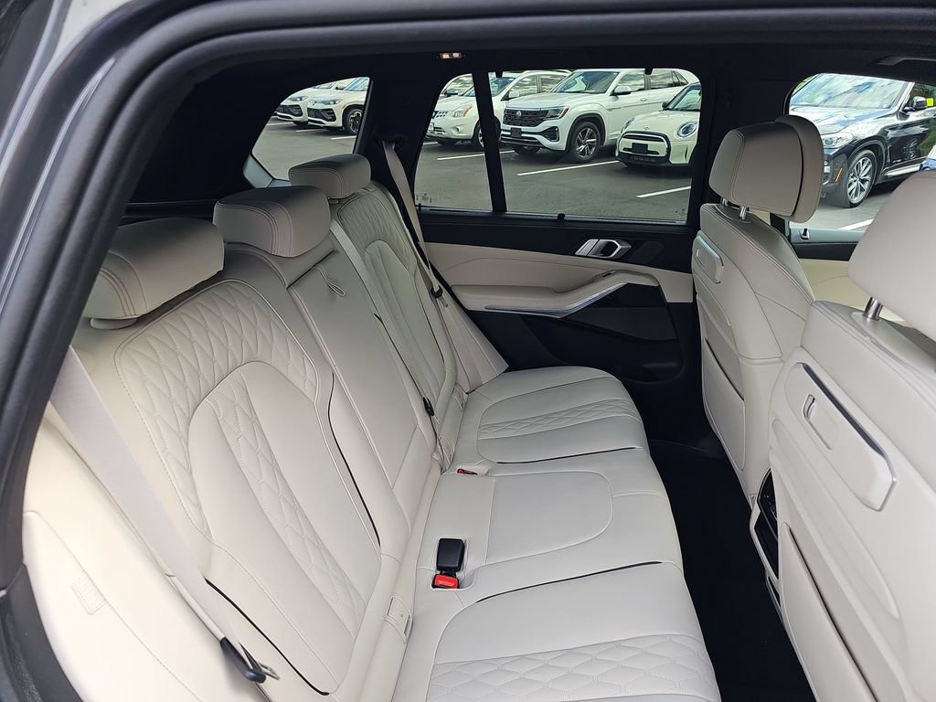 Certified 2024 BMW X5 M60i AWD/4WD image 28