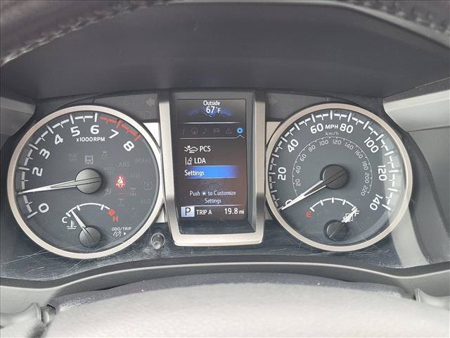 Used 2021 Toyota Tacoma Limited AWD/4WD image 11