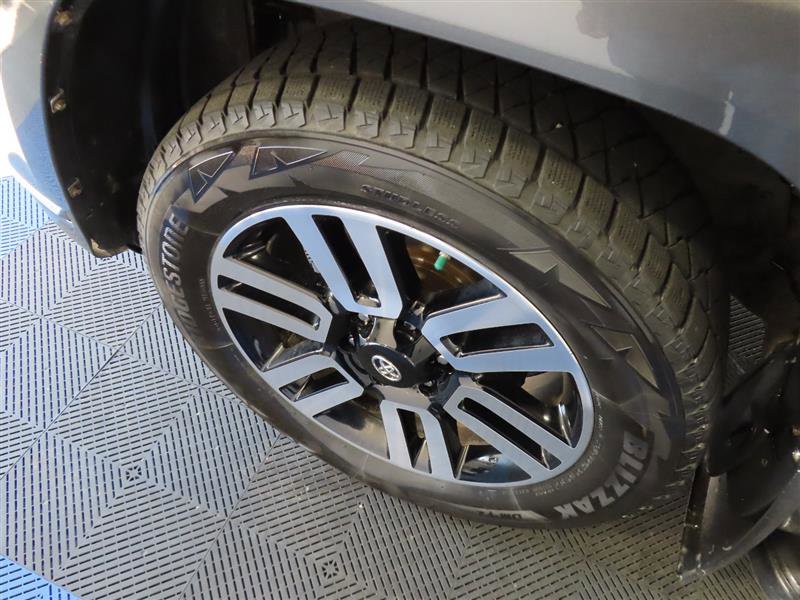 Used 2019 Toyota 4Runner Limited image 6