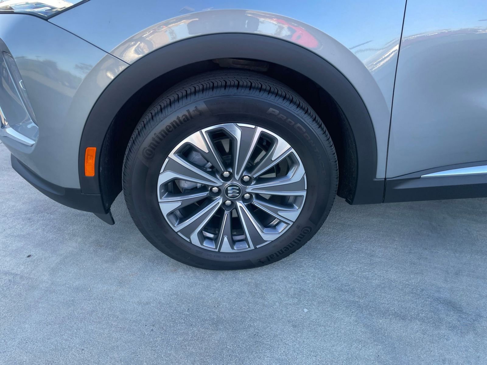 Used 2024 Buick Envision Preferred image 31