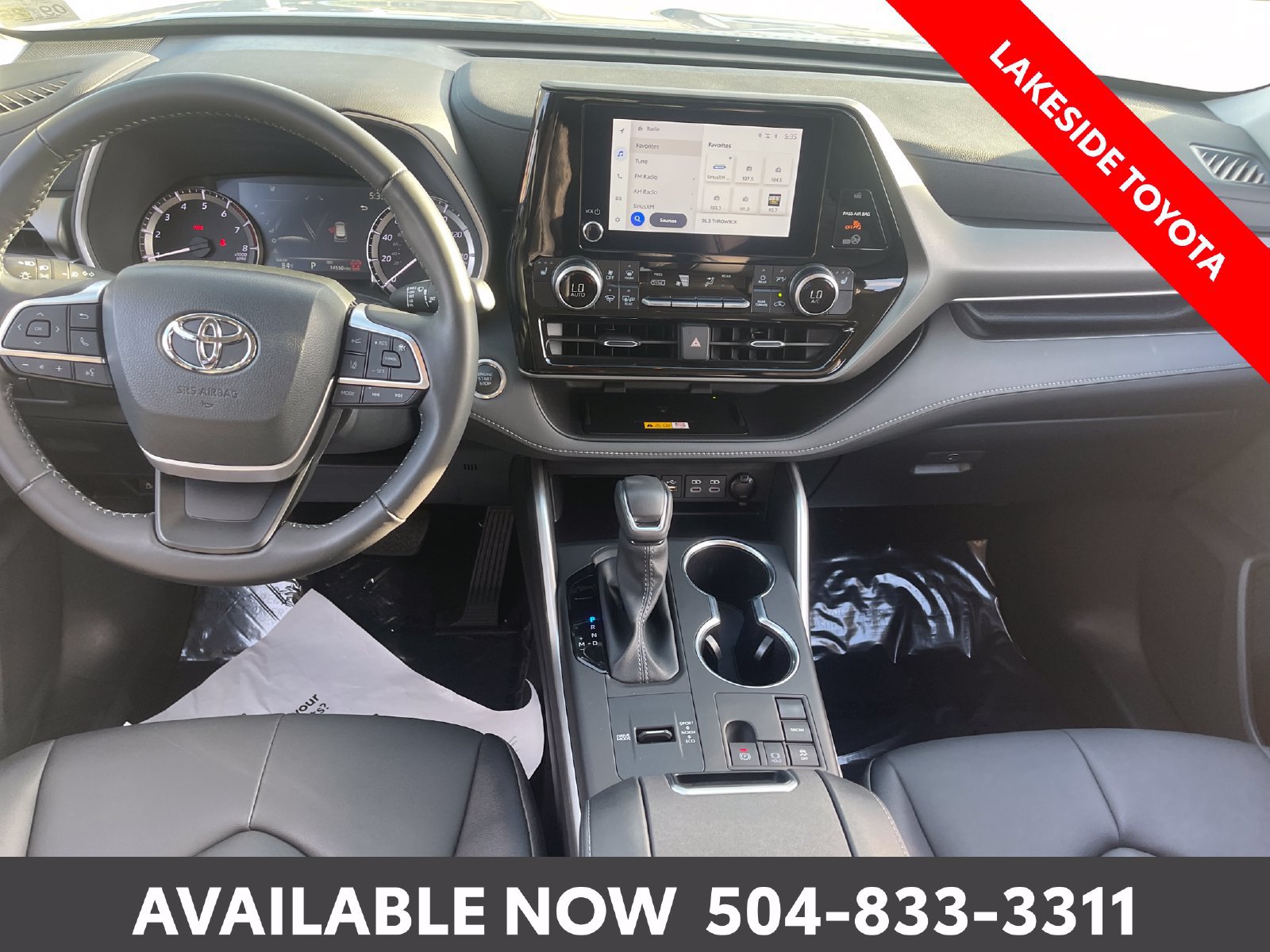 Used 2024 Toyota Highlander XLE FWD image 22