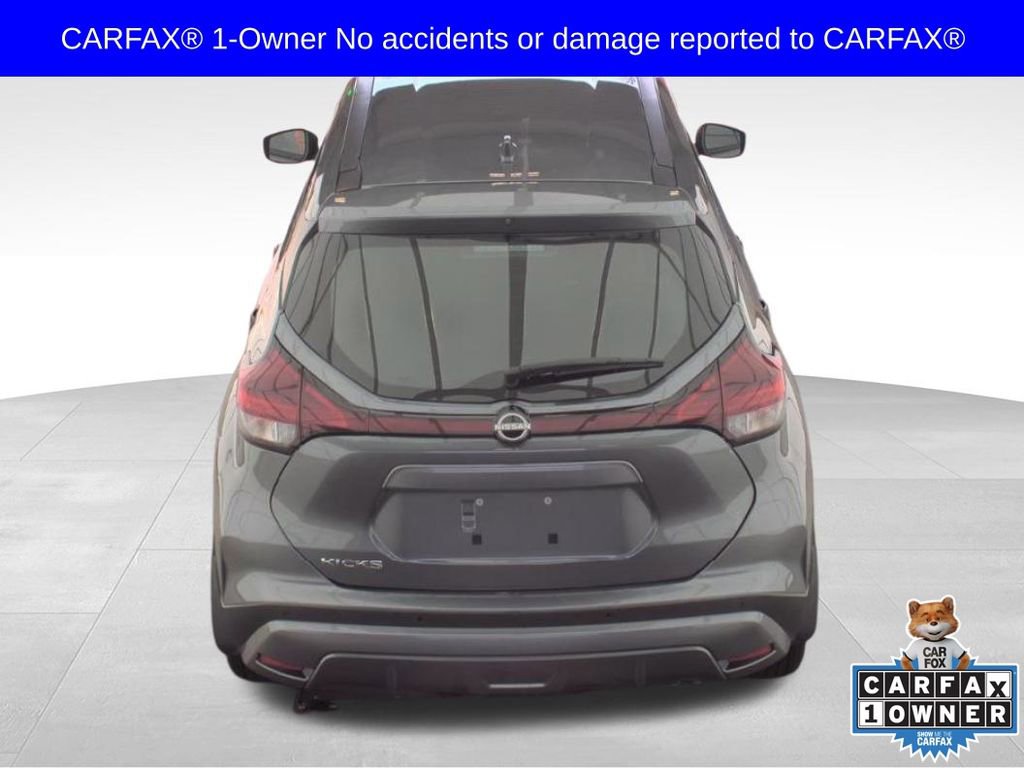 Used 2024 Nissan Kicks S video 4