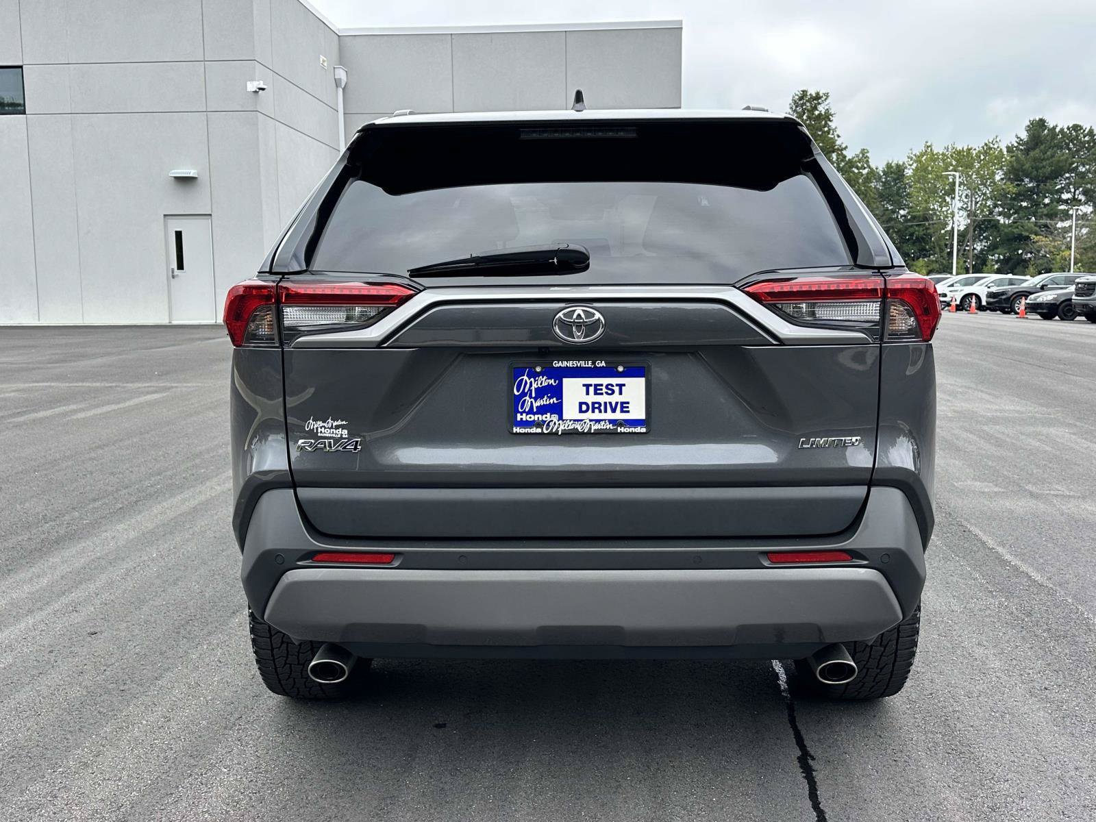 Used 2021 Toyota RAV4 Limited w/ Limited Grade Weather Package FWD image 26