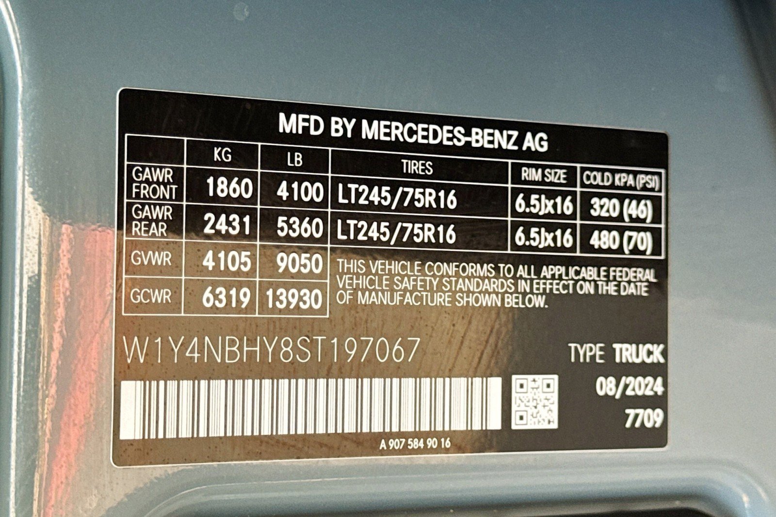 Used 2025 Mercedes-Benz Sprinter 2500 image 26