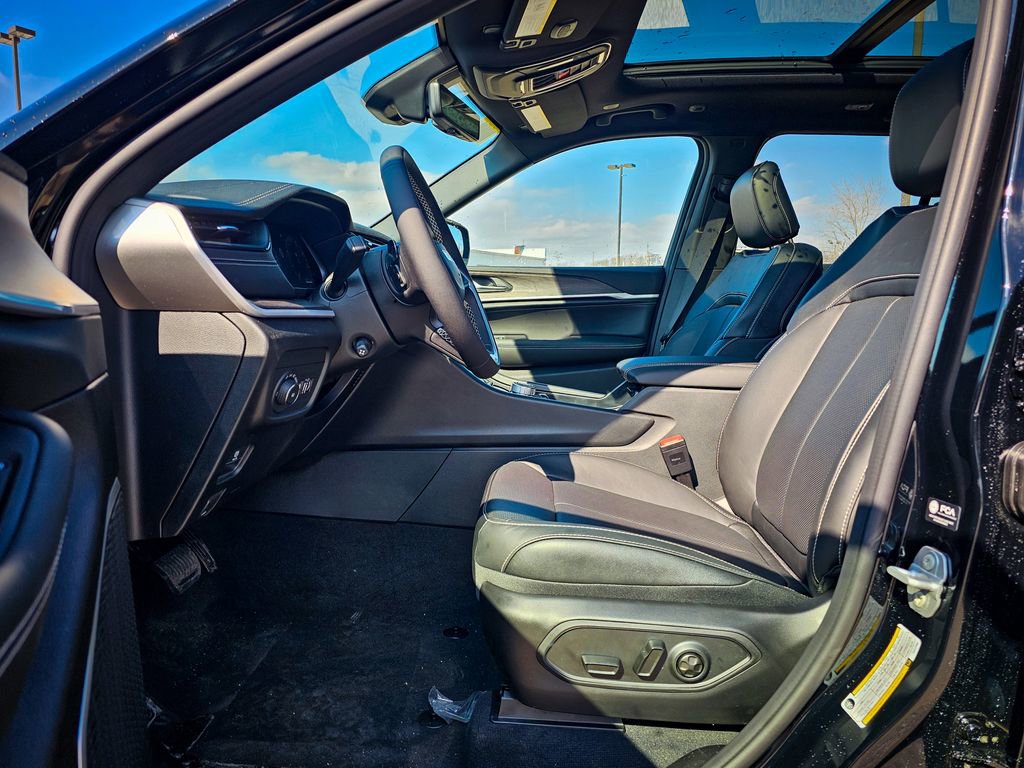 New 2026 Jeep Grand Cherokee Limited image 12