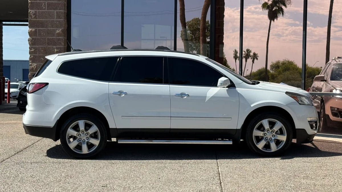 Used 2016 Chevrolet Traverse LTZ w/ LPO, 'HIT The Road' Package FWD image 14