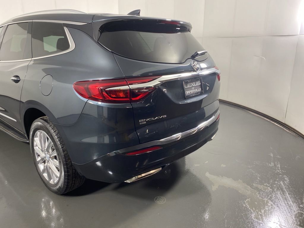 Used 2021 Buick Enclave Premium w/ Sun and Sites Package image 9