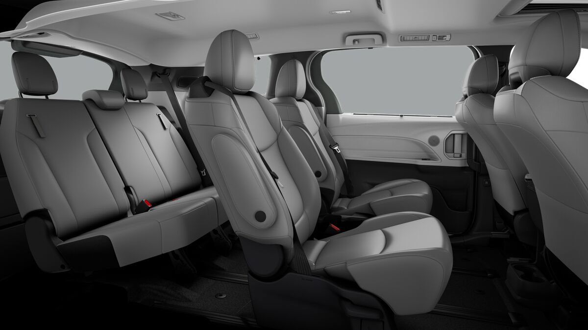 New 2026 Toyota Sienna XLE image 21