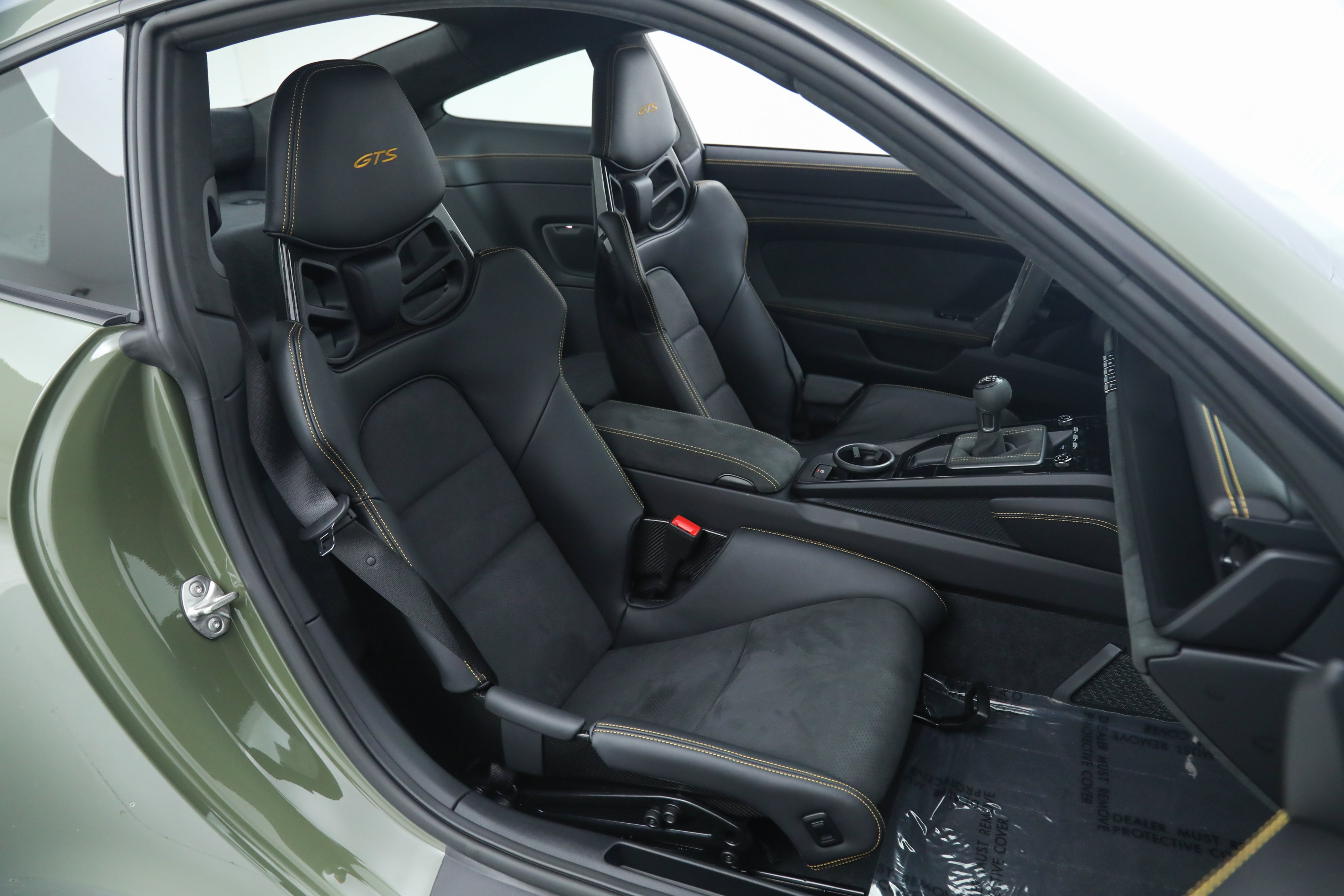 Used 2024 Porsche 911 GTS Coupe image 17