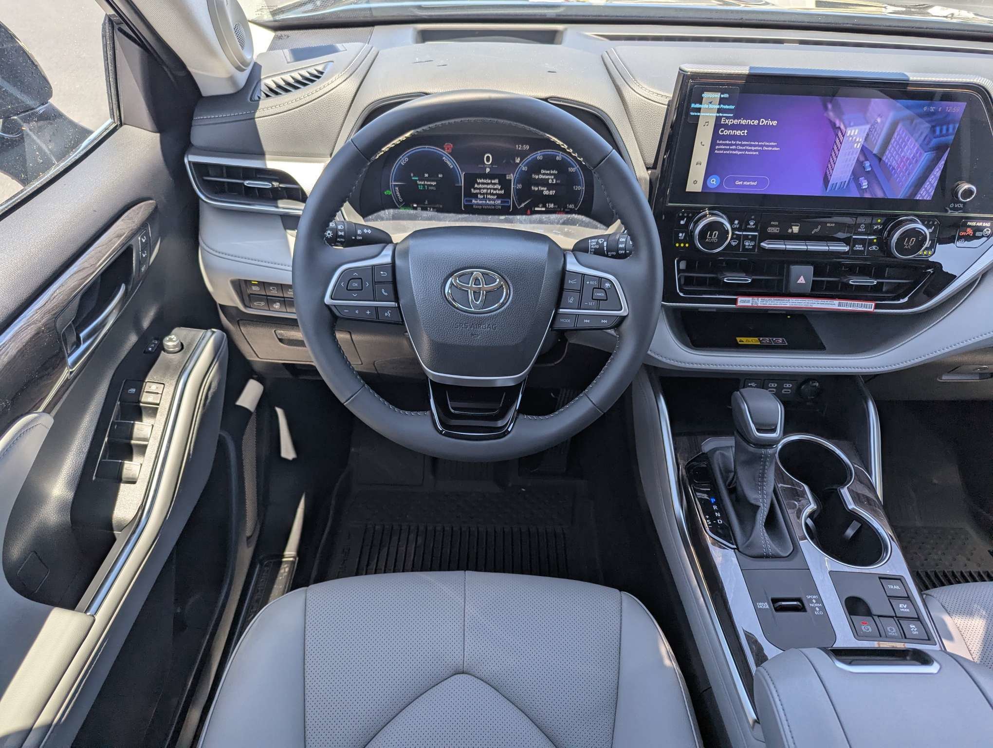 New 2026 Toyota Highlander Platinum AWD/4WD image 16