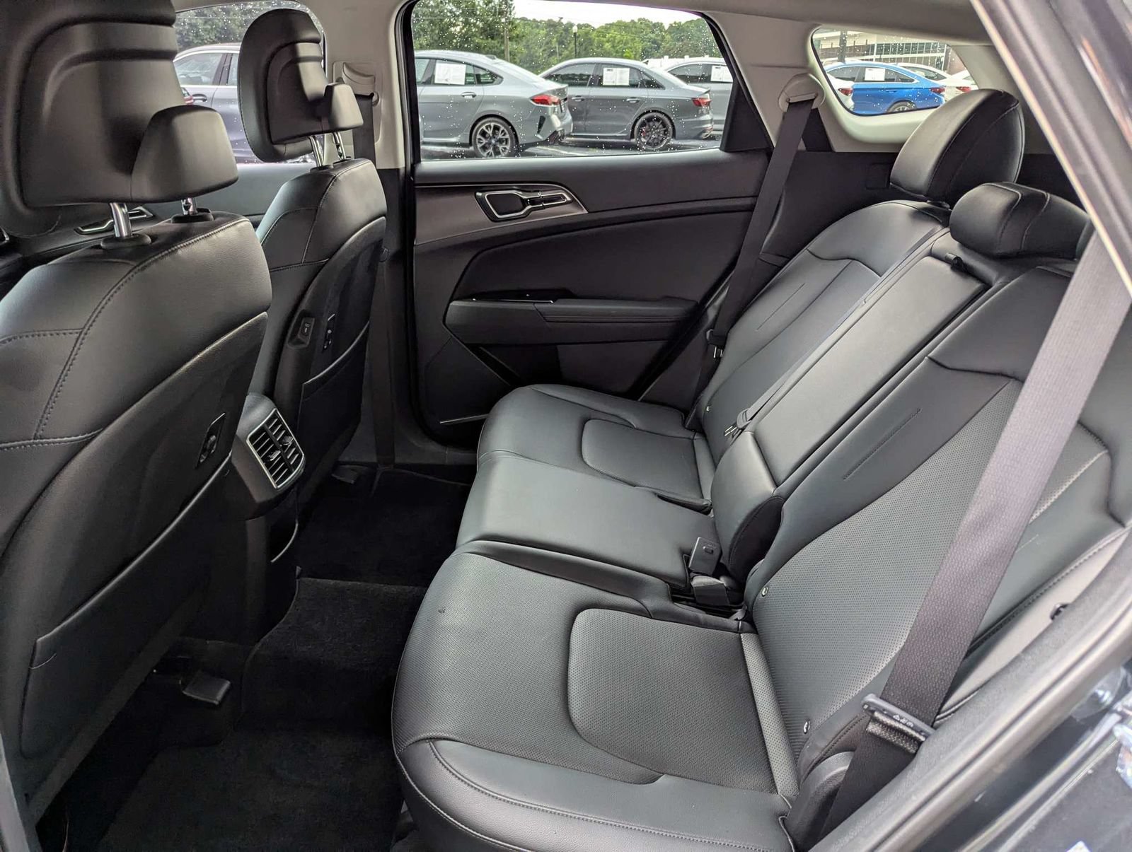 Used 2024 Kia Sportage SX FWD image 13