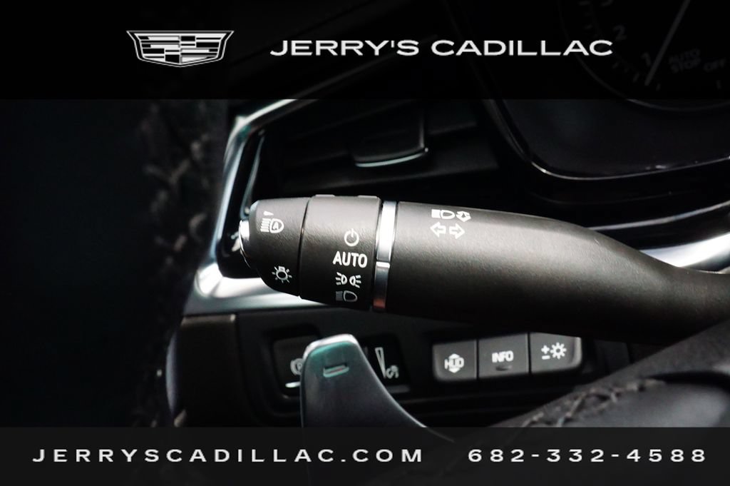 Used 2024 Cadillac XT6 Sport w/ Technology Package AWD/4WD image 17