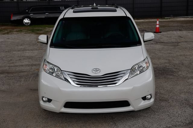 Used 2014 Toyota Sienna Limited w/ Limited Premium Package AWD/4WD image 21