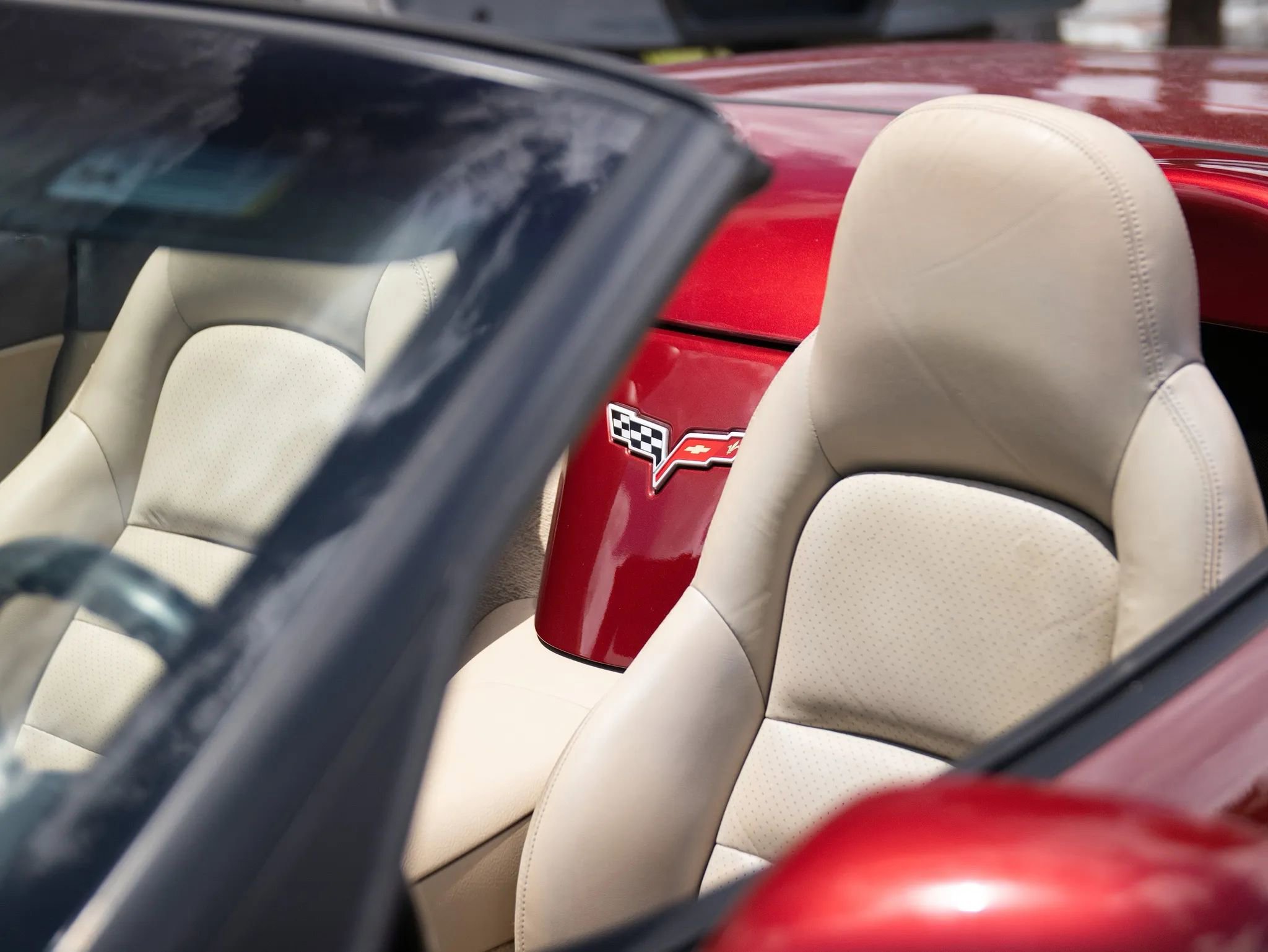 Used 2006 Chevrolet Corvette Convertible w/ Preferred Equipment Group RWD image 10