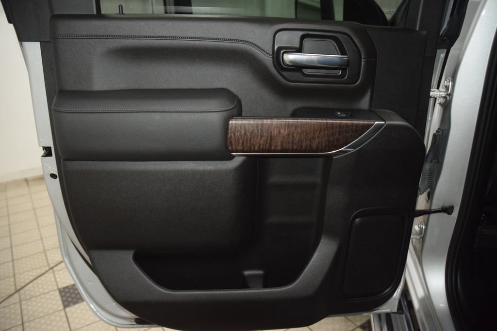 Used 2023 GMC Sierra 2500 Denali AWD/4WD image 49